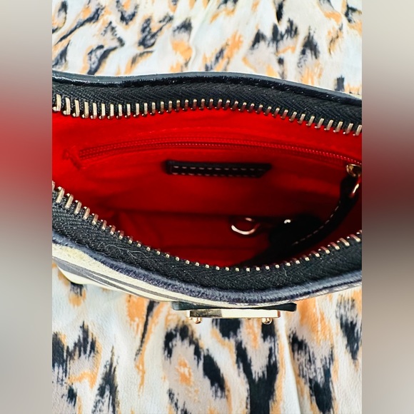 Dooney & Bourke vintage mini leather zebra print bag - Picture 3 of 8